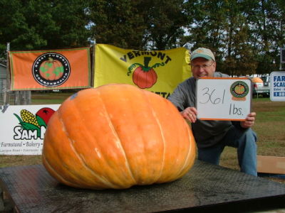 Giant Pumpkin 12th Place