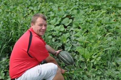 Mike with a cantalope