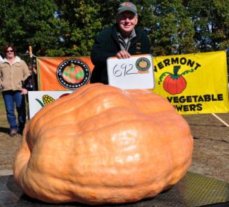 12th Place - Dick Squires 692 lbs.