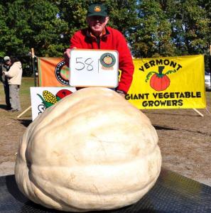 15th Place - Steve Minor 581 lbs.